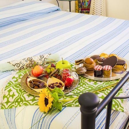Ingrosso House Bed & Breakfast Лече Екстериор снимка