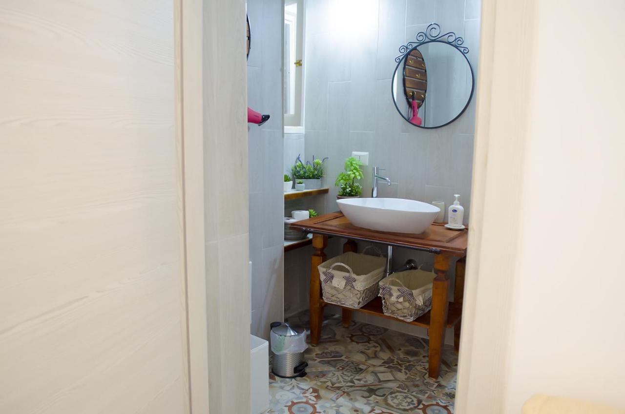 Ingrosso House Bed & Breakfast Лече Екстериор снимка