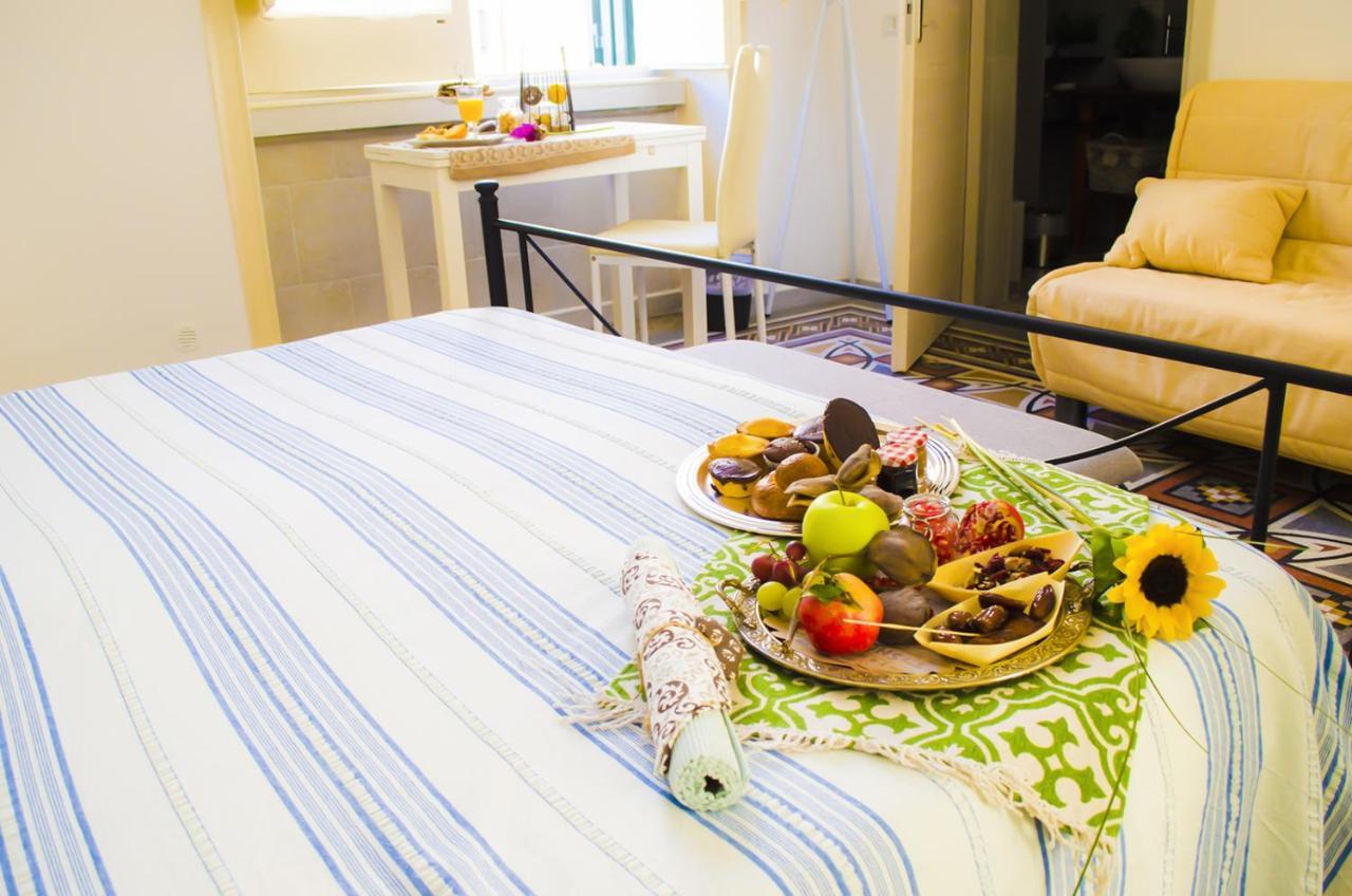 Ingrosso House Bed & Breakfast Лече Екстериор снимка