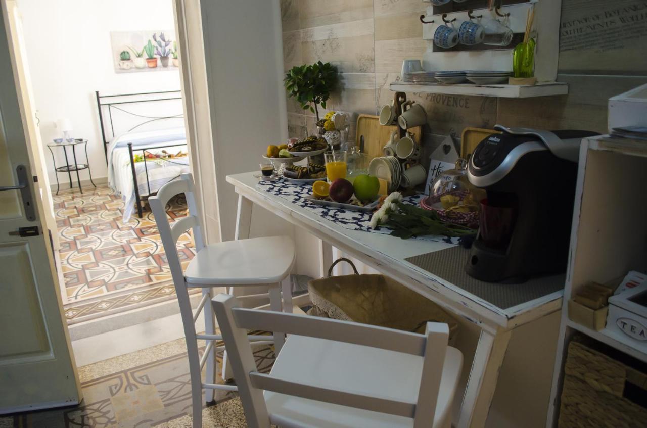 Ingrosso House Bed & Breakfast Лече Екстериор снимка