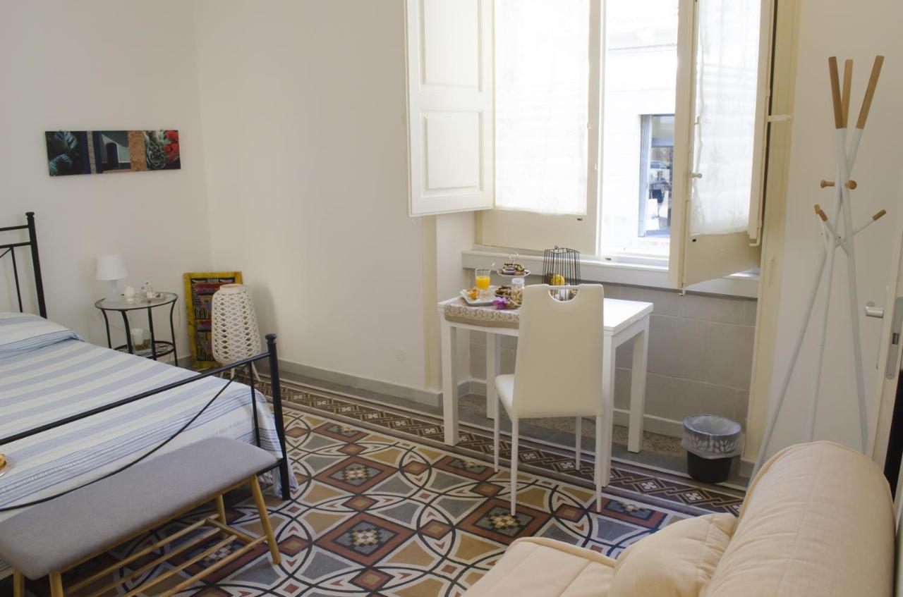 Ingrosso House Bed & Breakfast Лече Екстериор снимка