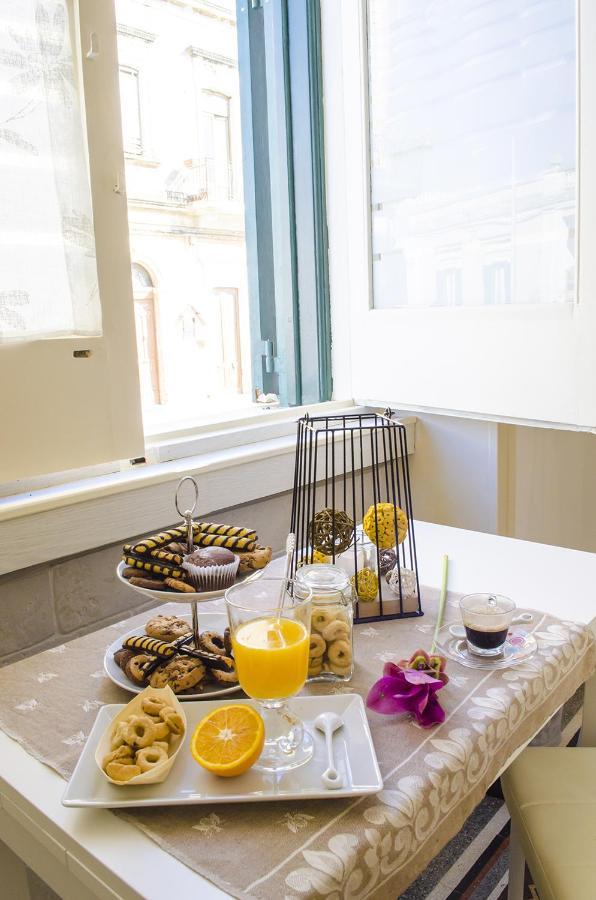 Ingrosso House Bed & Breakfast Лече Екстериор снимка