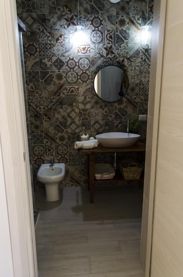 Ingrosso House Bed & Breakfast Лече Екстериор снимка