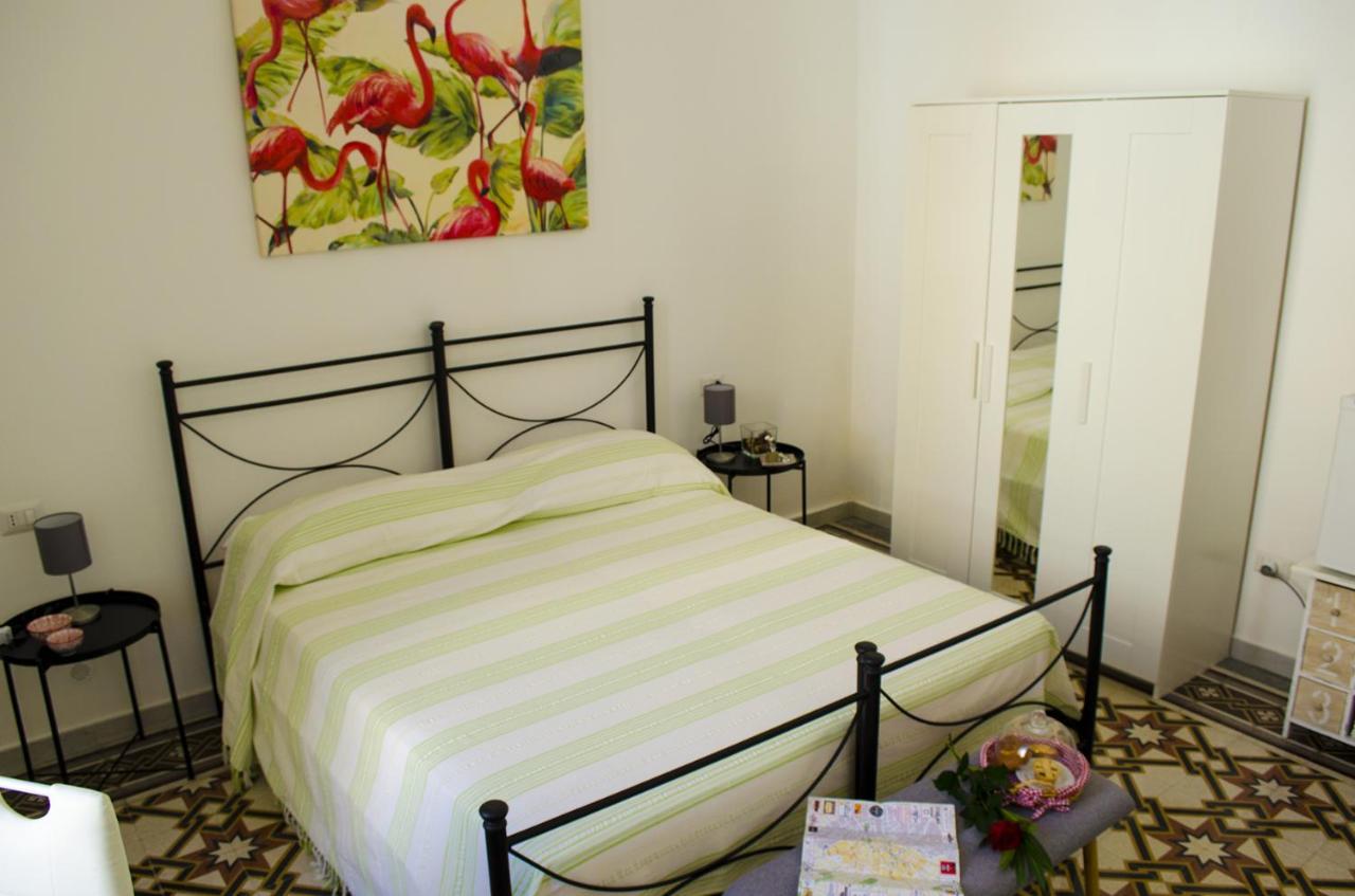 Ingrosso House Bed & Breakfast Лече Екстериор снимка